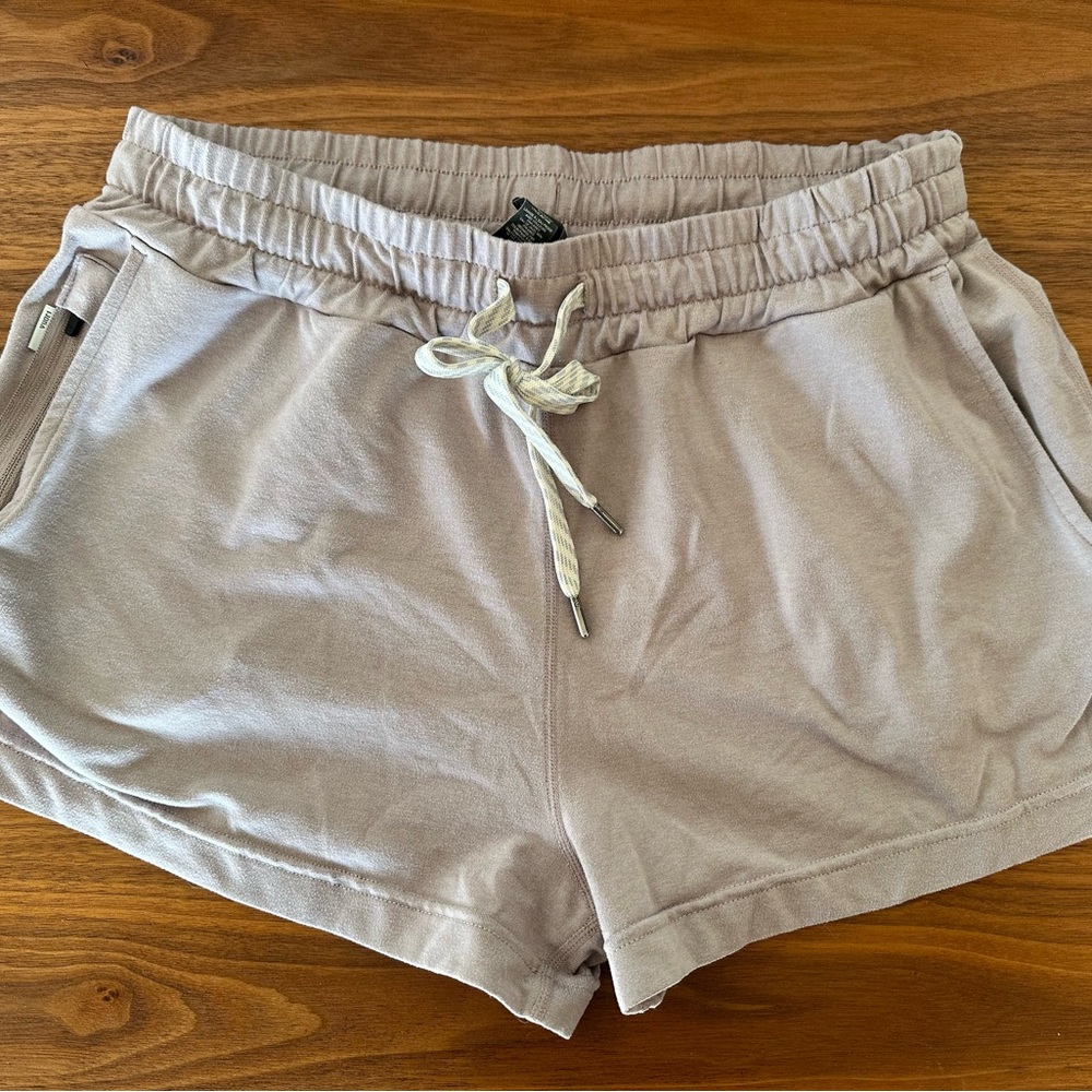 Vuori Halo Performance Short - Small